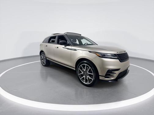 2026 Land Rover Range Rover Velar P250 SE R-Dynamic