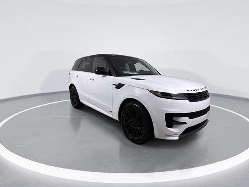 2026 Land Rover Range Rover Sport SE