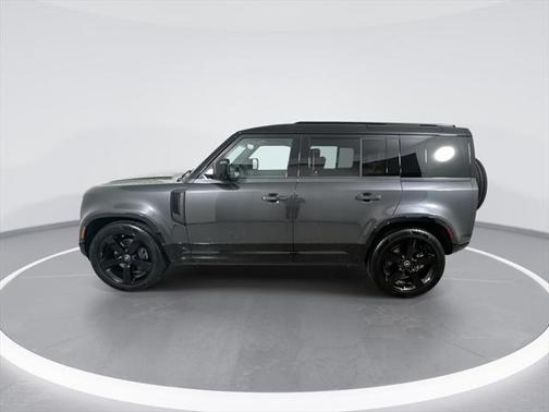 2025 Land Rover Defender 110 P400 X-Dynamic SE