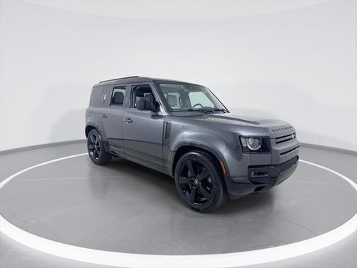2025 Land Rover Defender 110 P400 X-Dynamic SE
