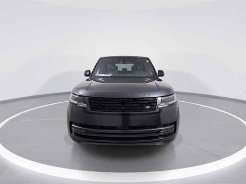 2026 Land Rover Range Rover P530 SE