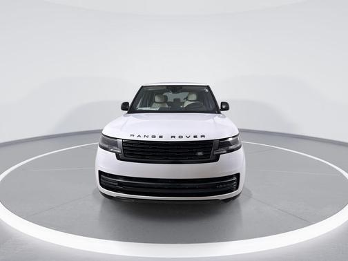 2026 Land Rover Range Rover P400 SE