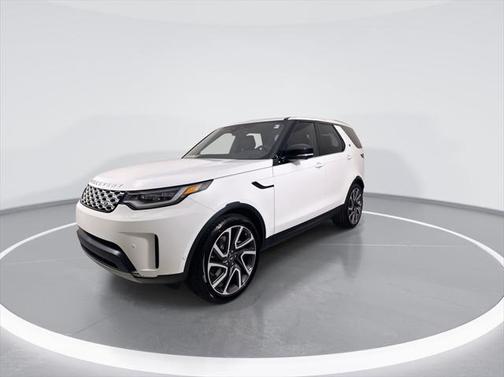 2025 Land Rover Discovery P300 S