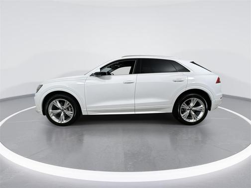2023 Audi Q8 55 Premium