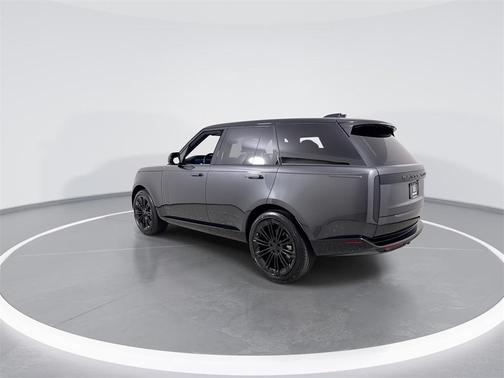 2026 Land Rover Range Rover P400 SE