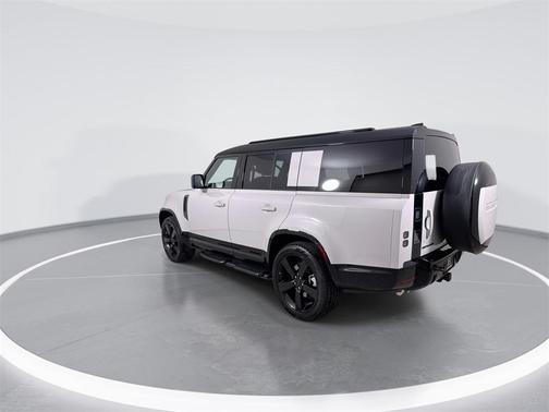 2026 Land Rover Defender P400 X-Dynamic SE