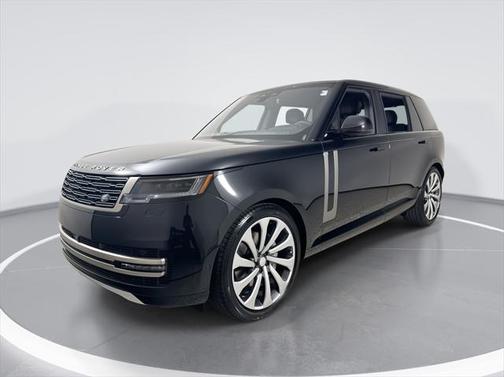 2025 Land Rover Range Rover P400 SE 7 Seat