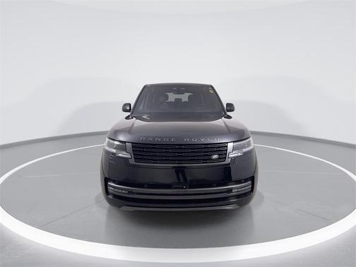 2025 Land Rover Range Rover P400 SE