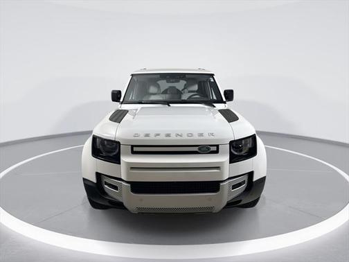 2025 Land Rover Defender 110 P300
