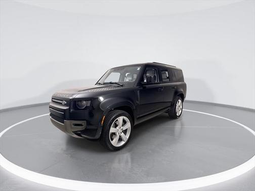 2025 Land Rover Defender 130 P400 X-Dynamic SE
