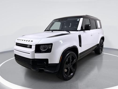 FUJI WHT 2026 Land Rover Defender P400 X-Dynamic SE