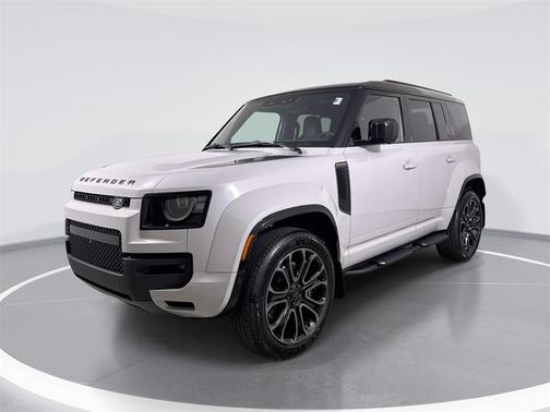 2026 Land Rover Defender 110 V8