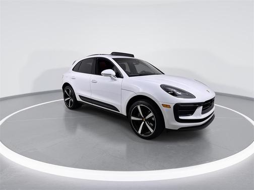 2023 Porsche Macan Base