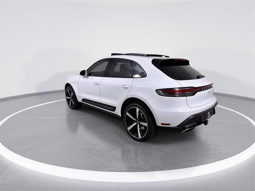 2023 Porsche Macan Base