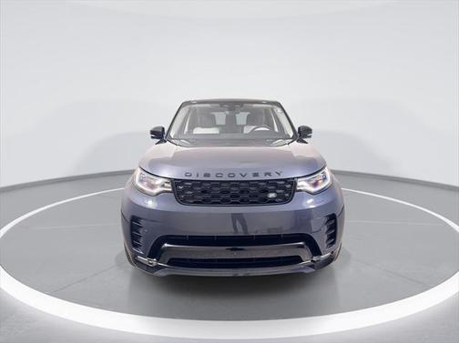 2025 Land Rover Discovery P360 Dynamic SE