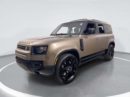 2025 Land Rover Defender 110 P400 X-Dynamic SE