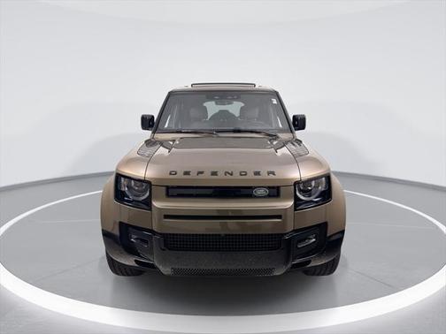 2025 Land Rover Defender 110 P400 X-Dynamic SE