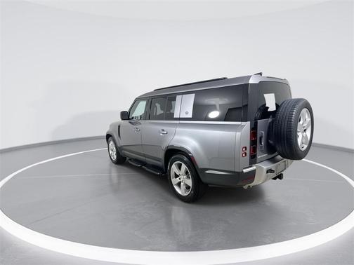 2024 Land Rover Defender 130 P400 S