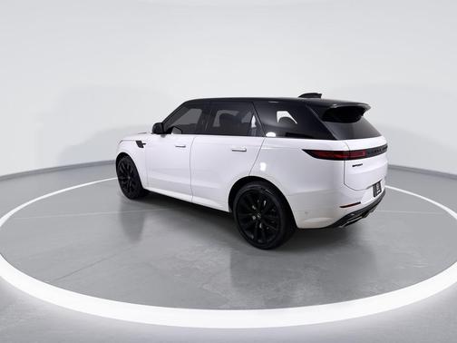 WHITE 2024 Land Rover Range Rover Sport SE