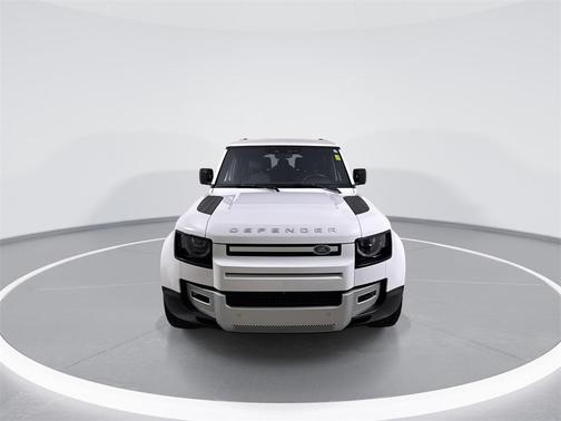 2023 Land Rover Defender 130 SE