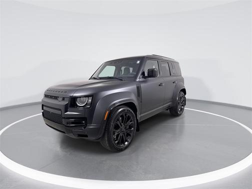 2026 Land Rover Defender V8