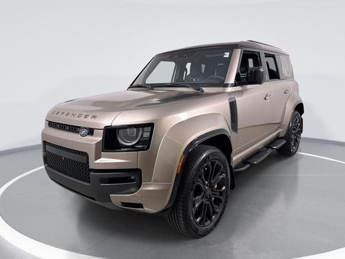 PETRA COPPER PR 2026 Land Rover Defender P635 OCTA
