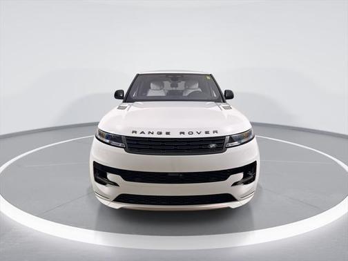 2023 Land Rover Range Rover Sport SE
