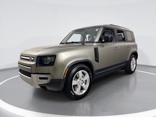 2025 Land Rover Defender 110 P300