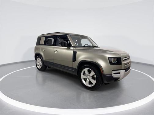 2025 Land Rover Defender 110 P300
