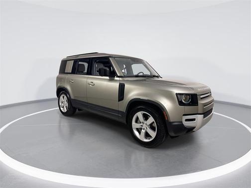 2025 Land Rover Defender 110 P300
