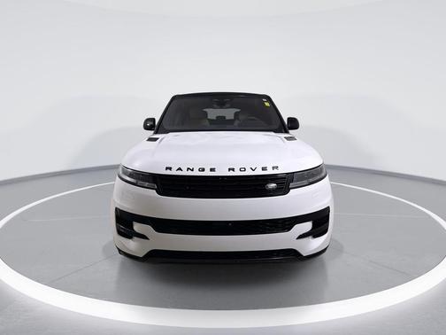2024 Land Rover Range Rover Sport SE