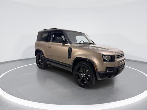 2025 Land Rover Defender 90 P400 X-Dynamic SE