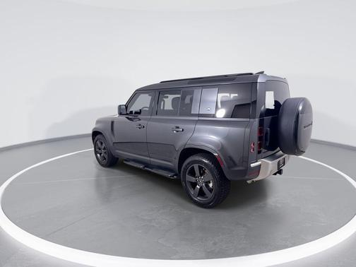 GRAY 2024 Land Rover Defender 110 P300