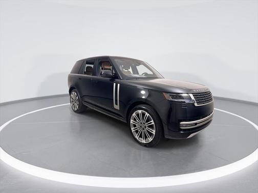2025 Land Rover Range Rover P530 SE