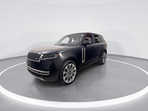 2025 Land Rover Range Rover P530 SE