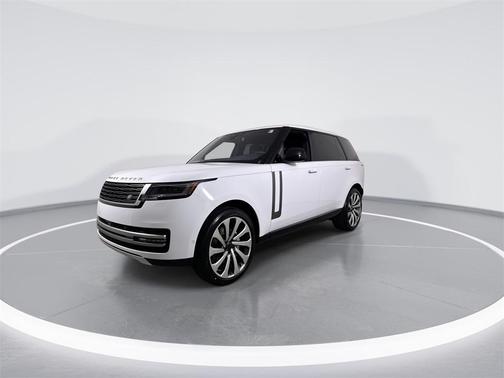 2026 Land Rover Range Rover P400 SE 7 Seat