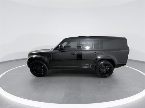 2024 Land Rover Defender 130 P400 Outbound