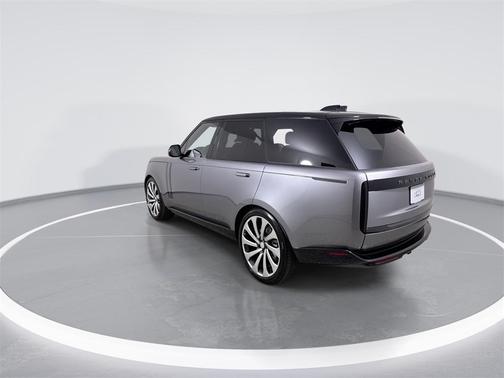 2025 Land Rover Range Rover P400 SE