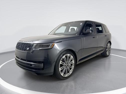 2025 Land Rover Range Rover P530 SE 7 Seat