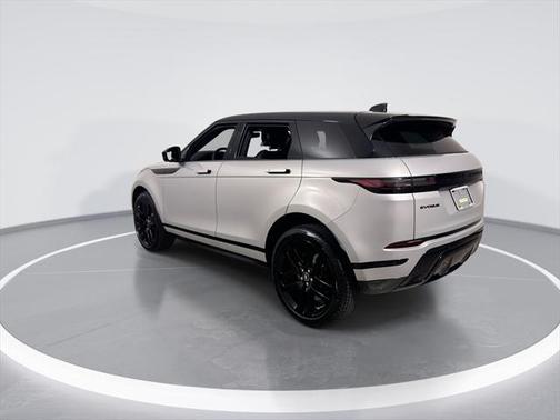 2026 Land Rover Range Rover Evoque Dynamic SE