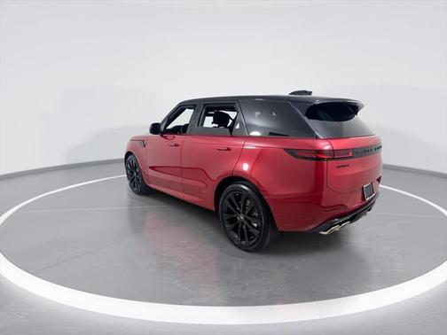 2025 Land Rover Range Rover Sport SE