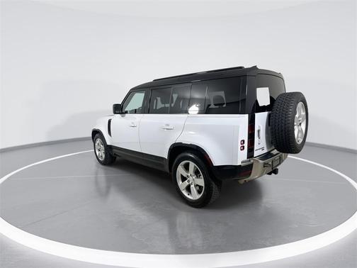 2023 Land Rover Defender 110 SE