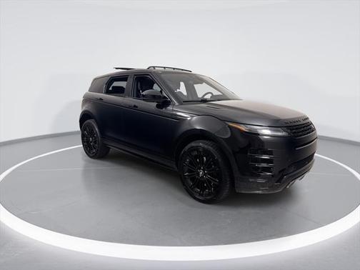 2026 Land Rover Range Rover Evoque Dynamic SE