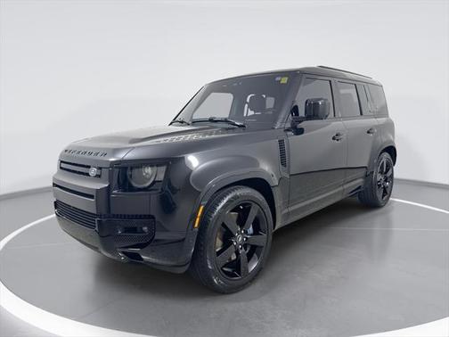 2024 Land Rover Defender 110 P400 X-Dynamic SE
