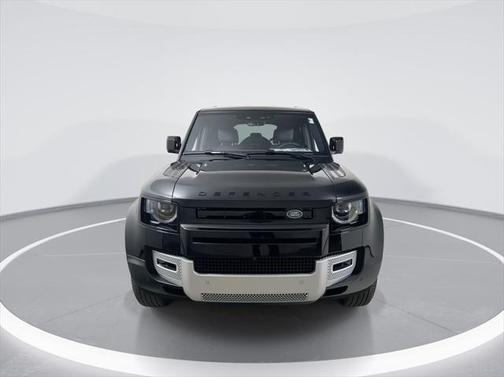 2025 Land Rover Defender 110 P400 S