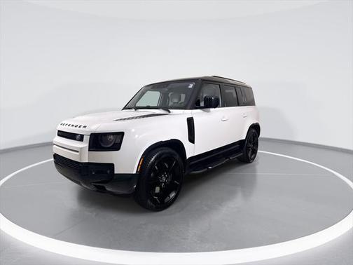 2025 Land Rover Defender 110 P400 X-Dynamic SE