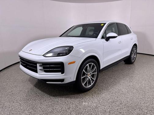 WHITE 2024 Porsche Cayenne Cayenne
