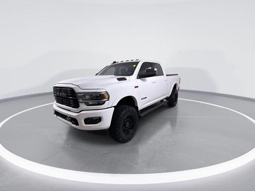 2022 RAM 2500 Laramie Crew Cab 4x4 6'4' Box