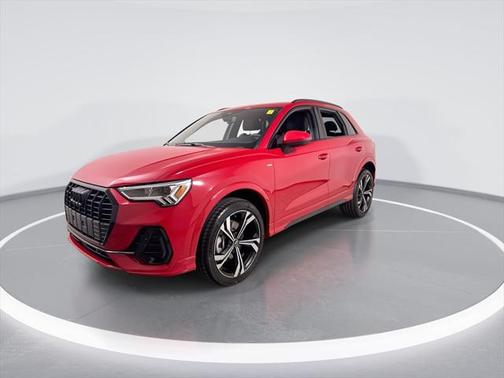 2024 Audi Q3 45 S line Premium Plus