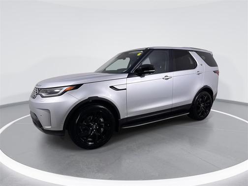 2024 Land Rover Discovery P300 S